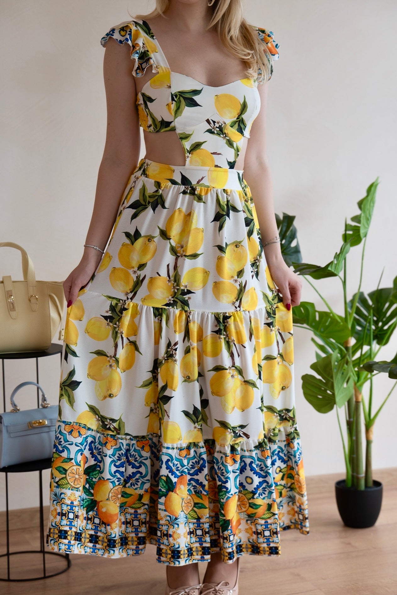 Rochie Lungă cu Lămăi Amalfi și Cut-Out - Made in Italy