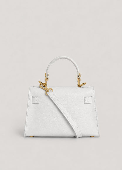 Geantă premium albă pentru femei, realizată din piele naturală întoarsă italiană, cu curea detașabilă, accesorii aurii și design sofisticat. Poșetă Made in Italy pentru damă, perfectă pentru office, city break, ieșiri în oraș și evenimente elegante.
