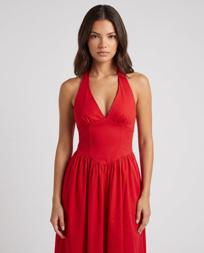 Rochie maxi roșie Made in Italy pentru femei, cu decolteu feminin în V, șliț lateral înalt și design fluid care evidențiază armonios silueta. Rochie de vară pentru damă, ideală pentru concedii, garden party, brunch-uri, ceremonii și ținute elegante.
