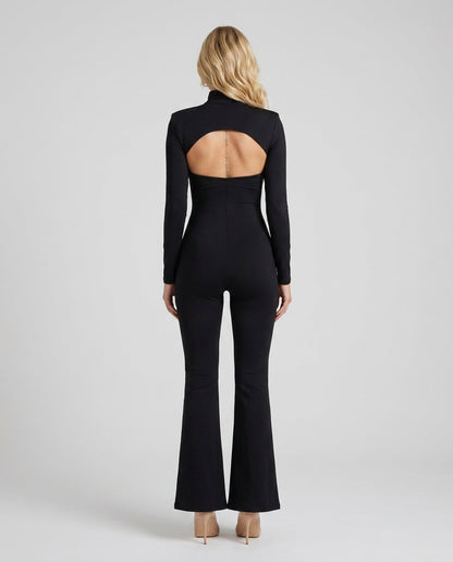 Compleu premium negru pentru damă, format din pantaloni evazați, top cu decupaje și bolero cu mâneci lungi, conceput pentru a evidenția talia și silueta. Set pentru femei, ideal pentru festivaluri, vacanțe, petreceri elegante, ieșiri în oraș și garderoba fashion modernă.